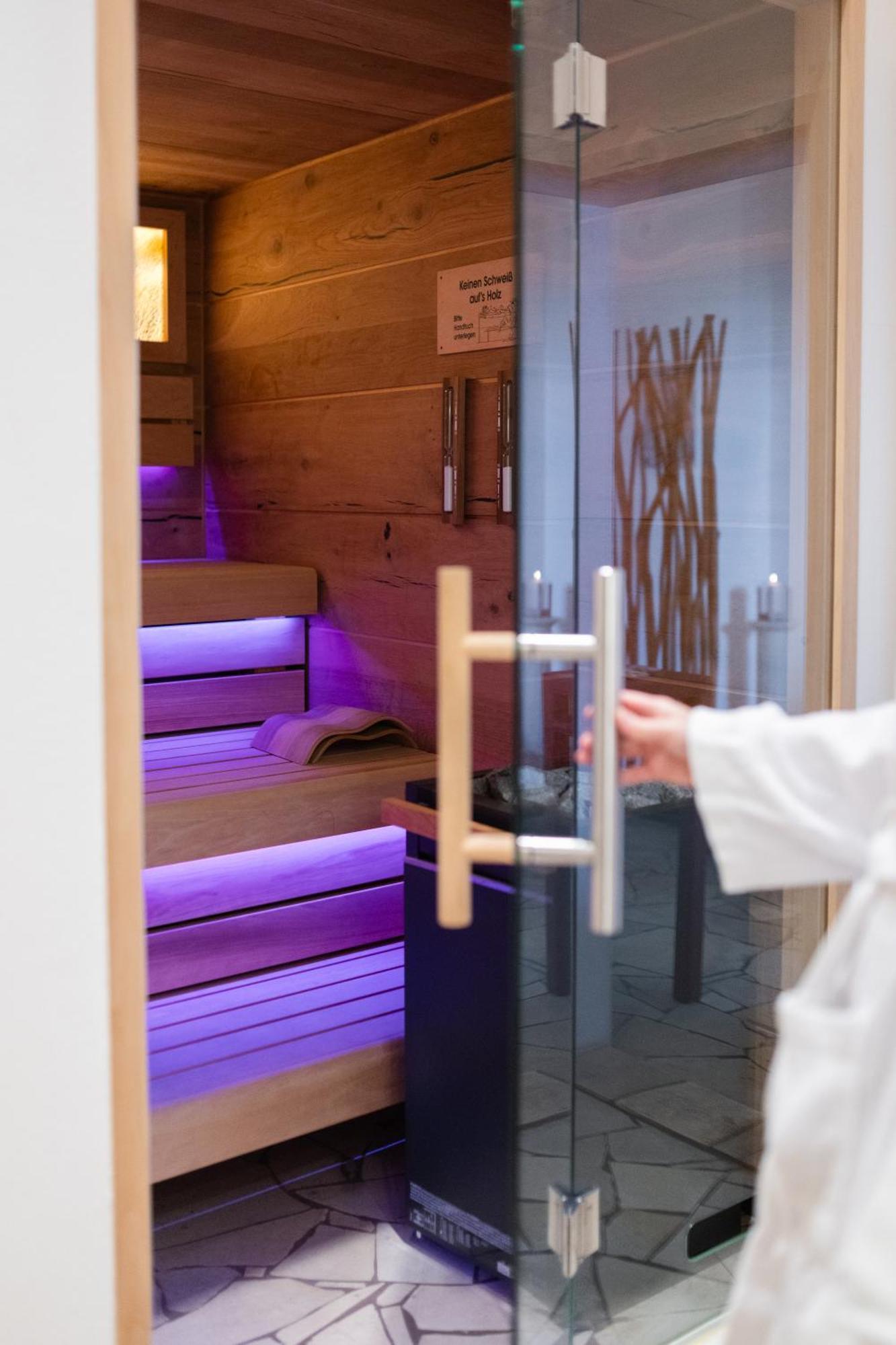 Hotel Duenenburg Westerland Eksteriør bilde