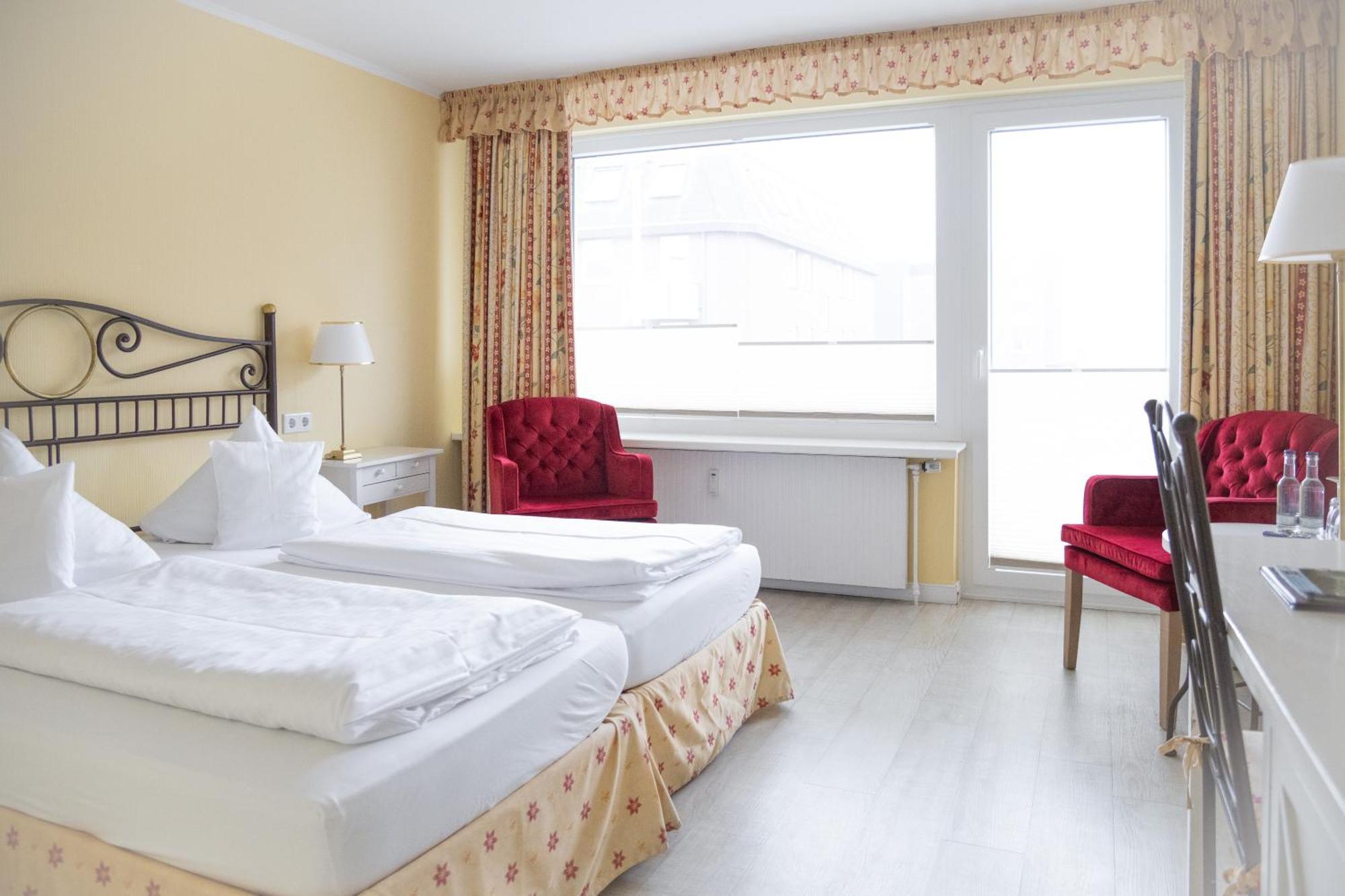 Hotel Duenenburg Westerland Eksteriør bilde