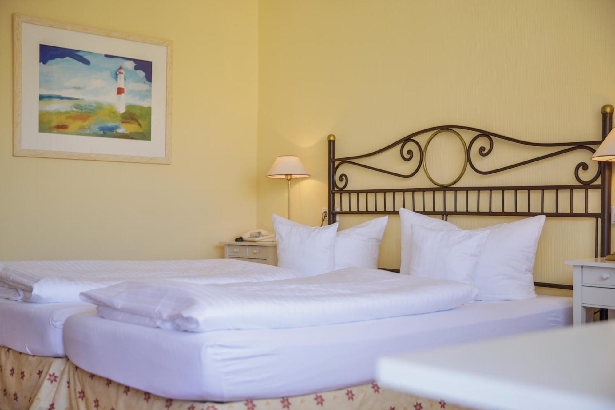 Hotel Duenenburg Westerland Eksteriør bilde