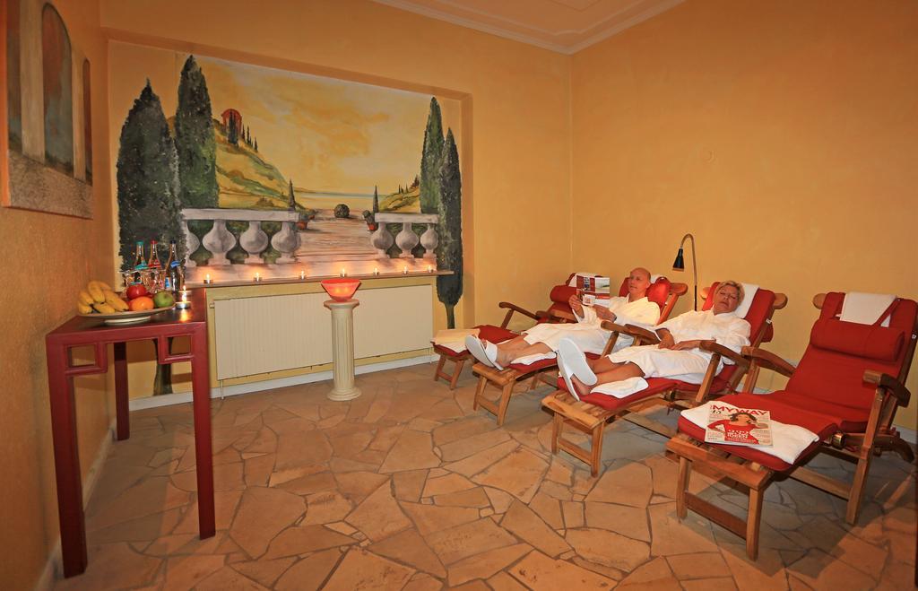 Hotel Duenenburg Westerland Eksteriør bilde